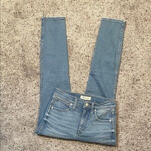 Madewell Light Wash 10” High Rise‎ Skinny Crop Jean Size 25